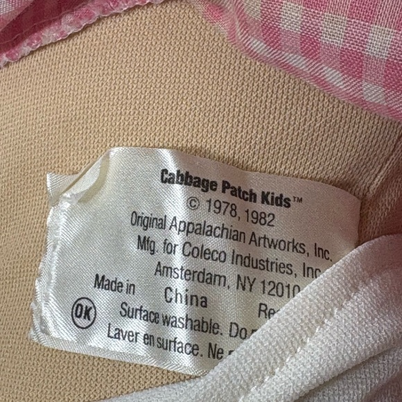 Cabbage patch doll - Picture 3 of 3